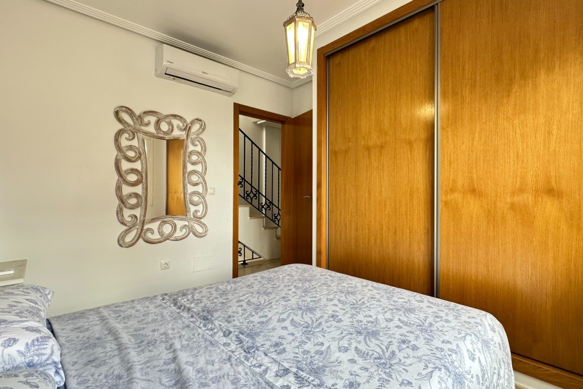 Resale - Semi Detached Villa -
Los Montesinos - La Herrada