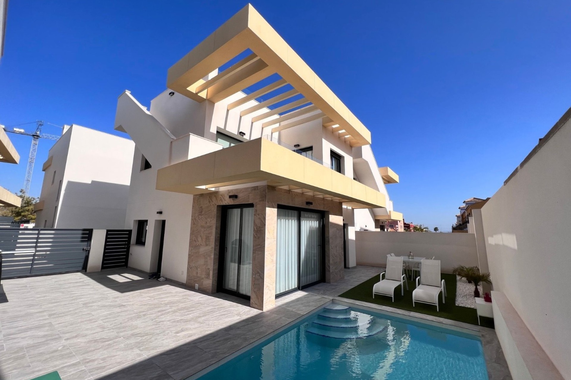 Resale - Semi Detached Villa -
Los Montesinos - La Herrada