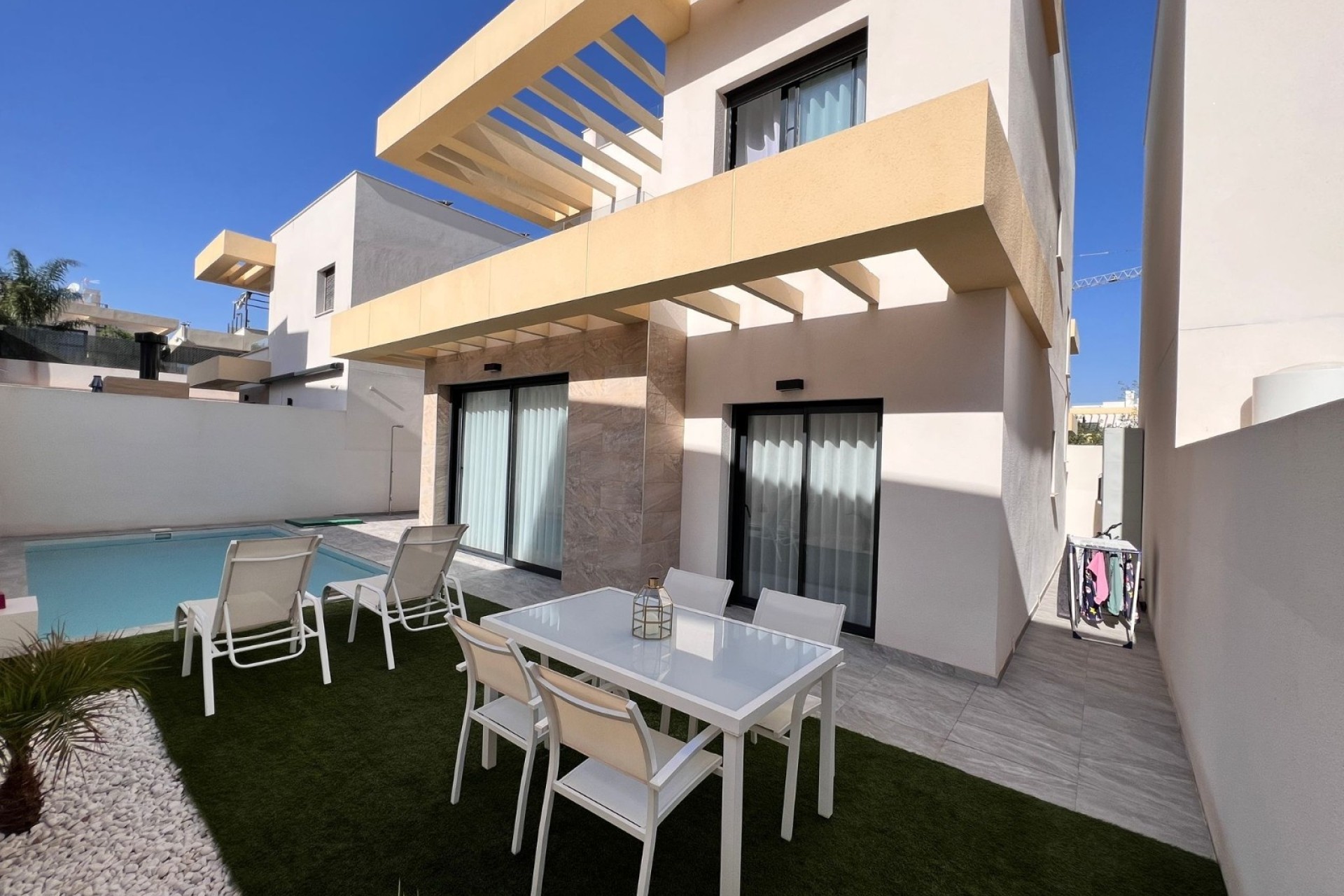 Resale - Semi Detached Villa -
Los Montesinos - La Herrada