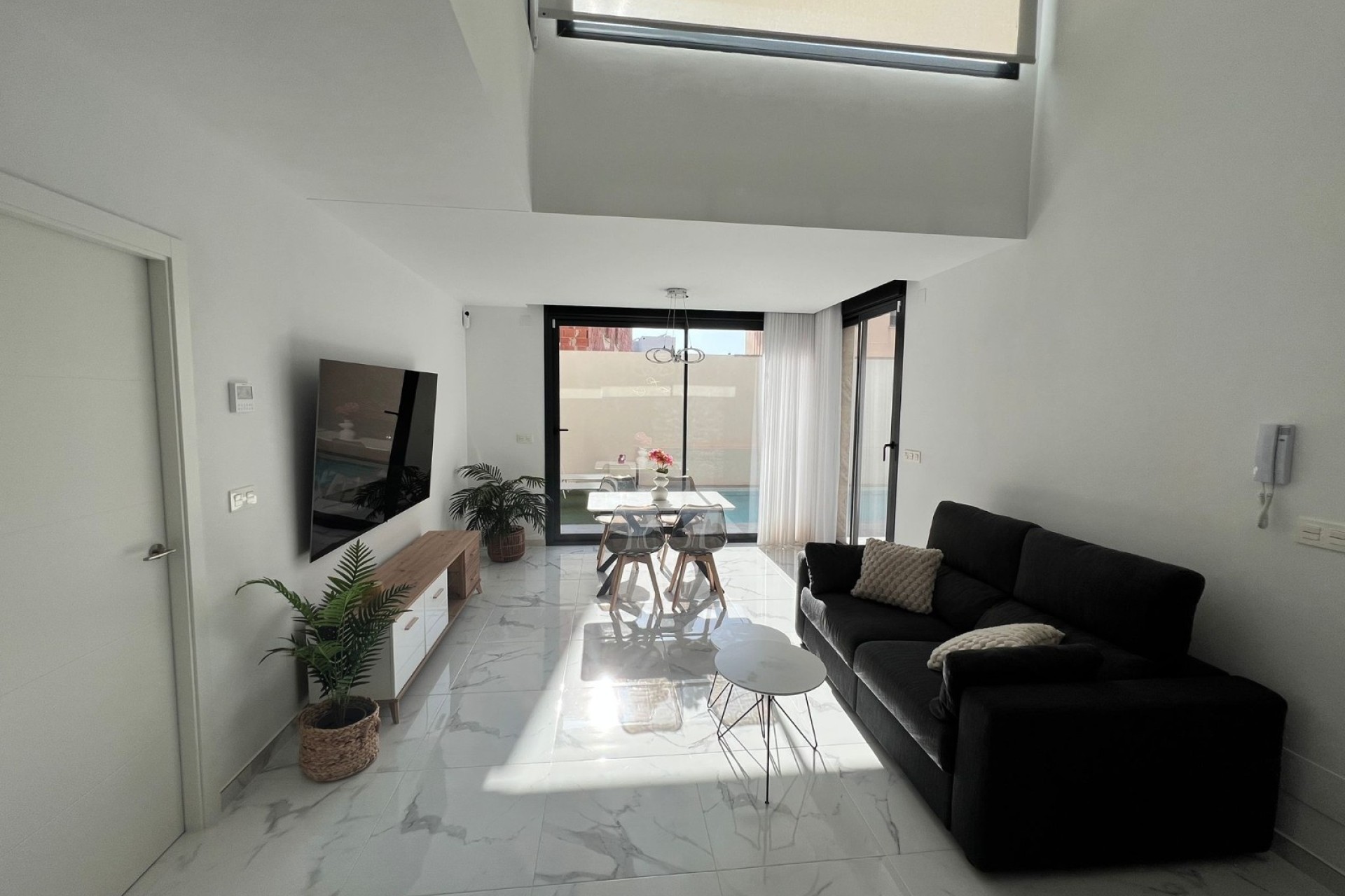 Resale - Semi Detached Villa -
Los Montesinos - La Herrada