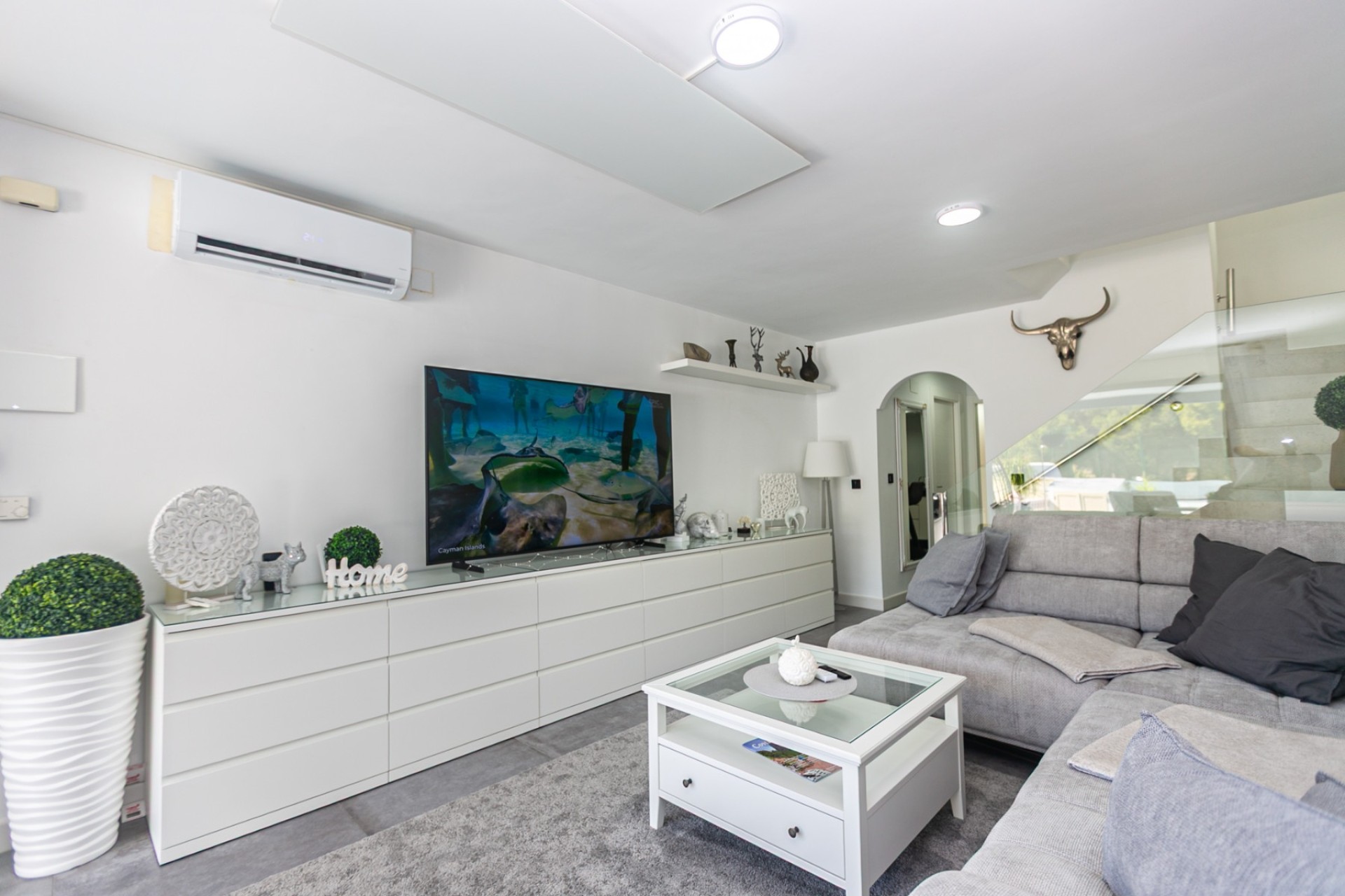 Resale - Semi Detached Villa -
Mil Palmeras - Riomar