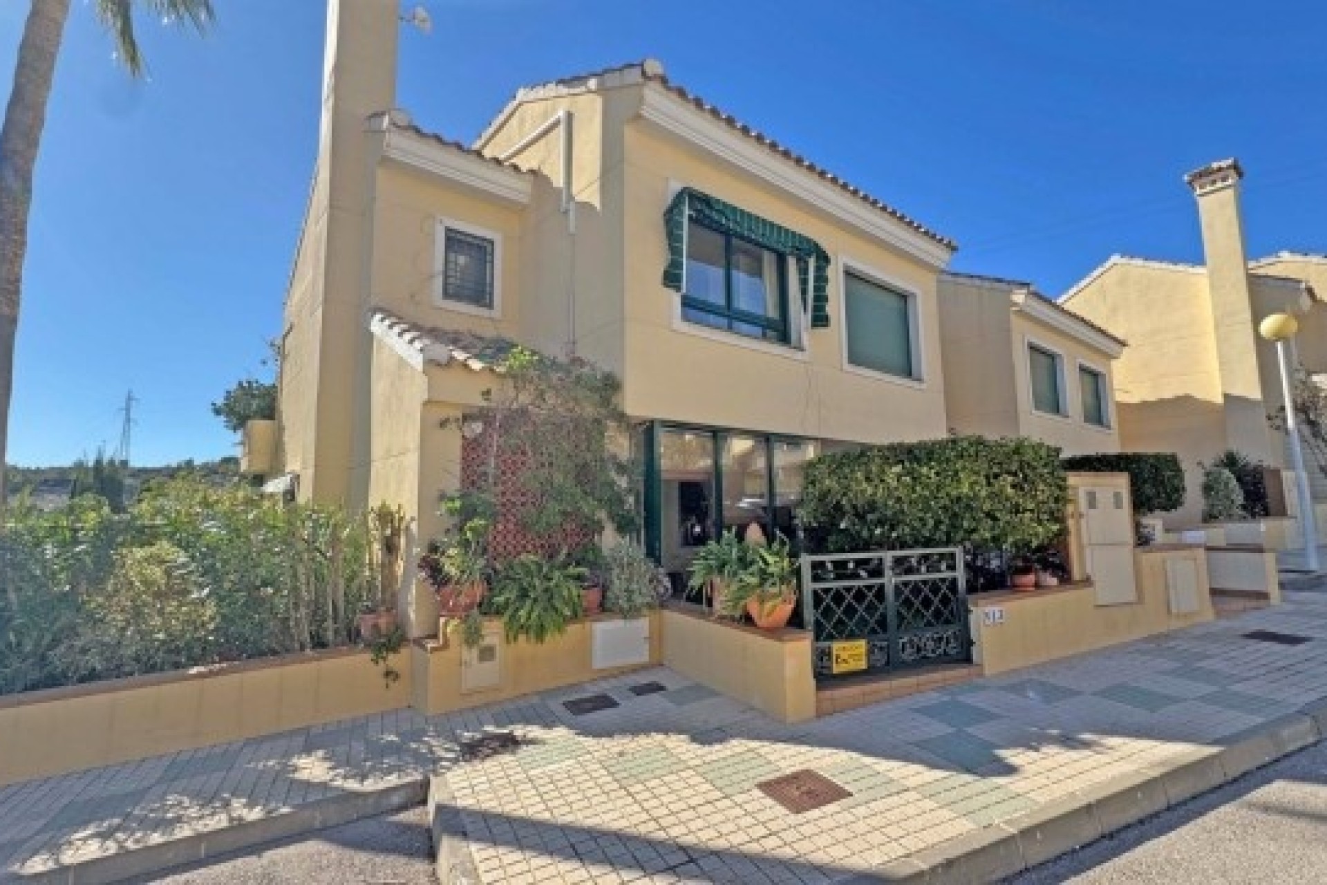 Resale - Semi Detached Villa -
Orihuela Costa - 0