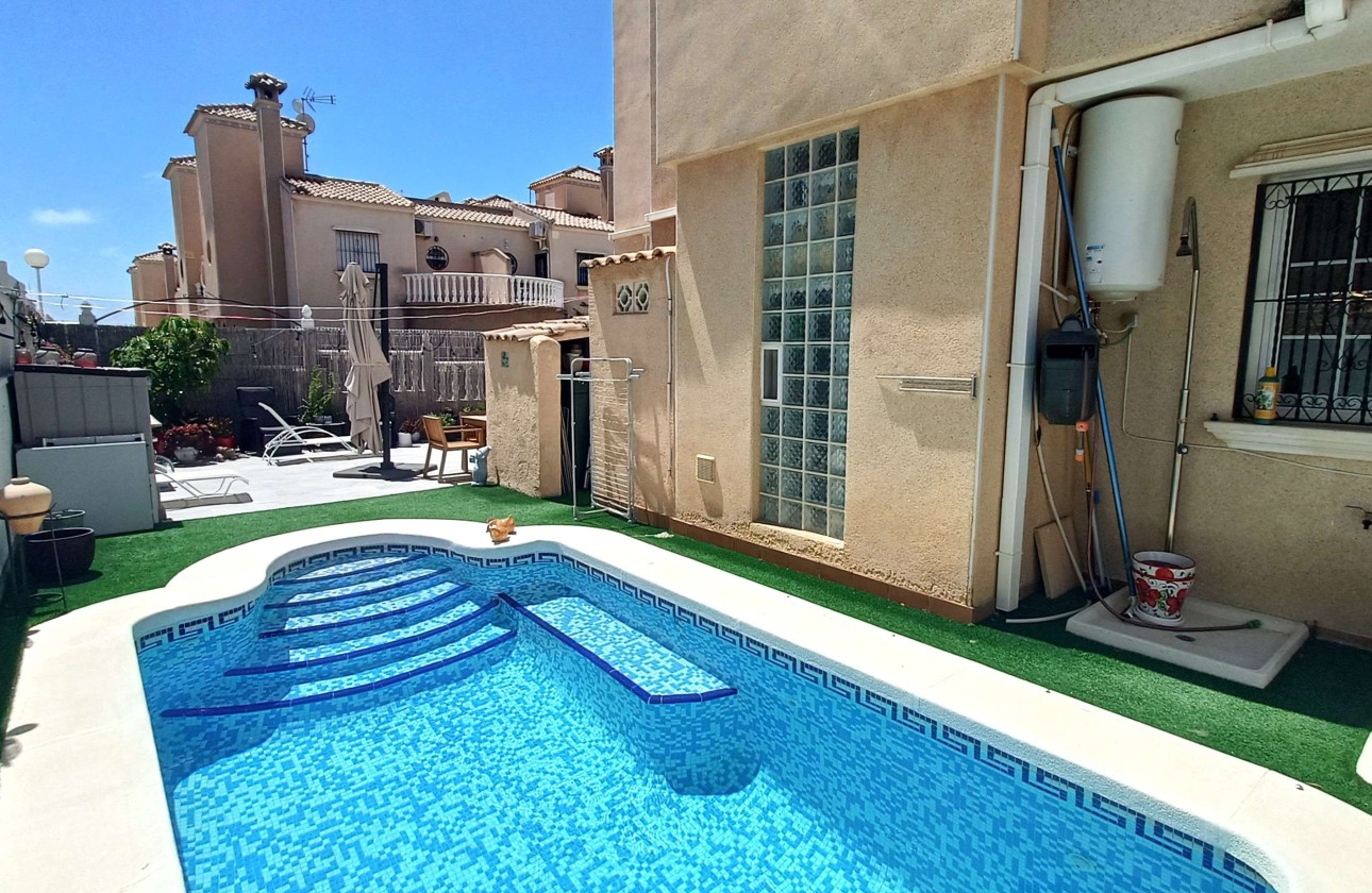 Resale - Semi Detached Villa -
Orihuela Costa - El Galan