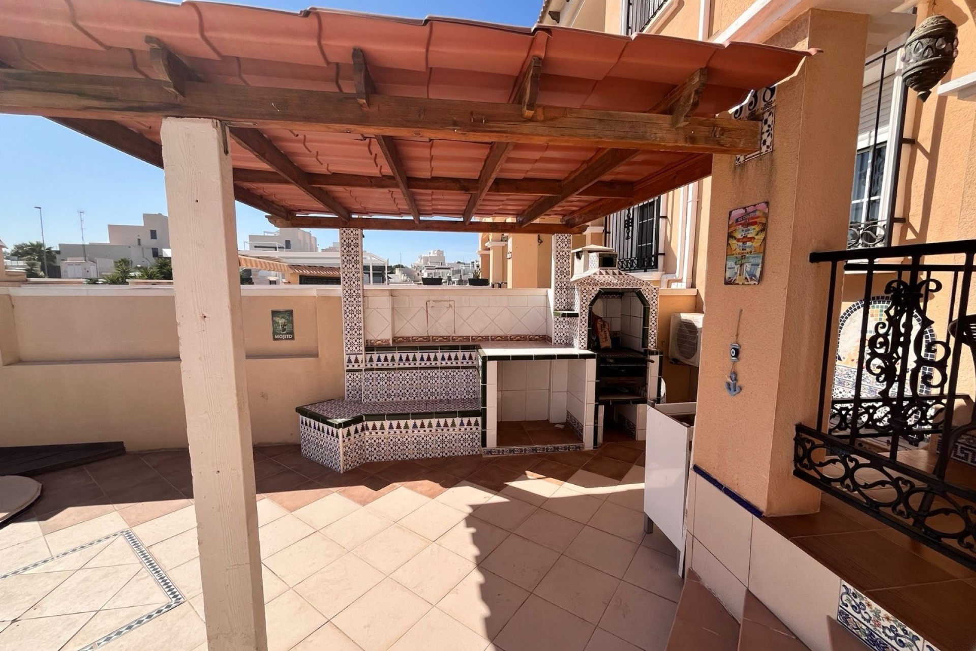 Resale - Semi Detached Villa -
Orihuela Costa - Entre Golf