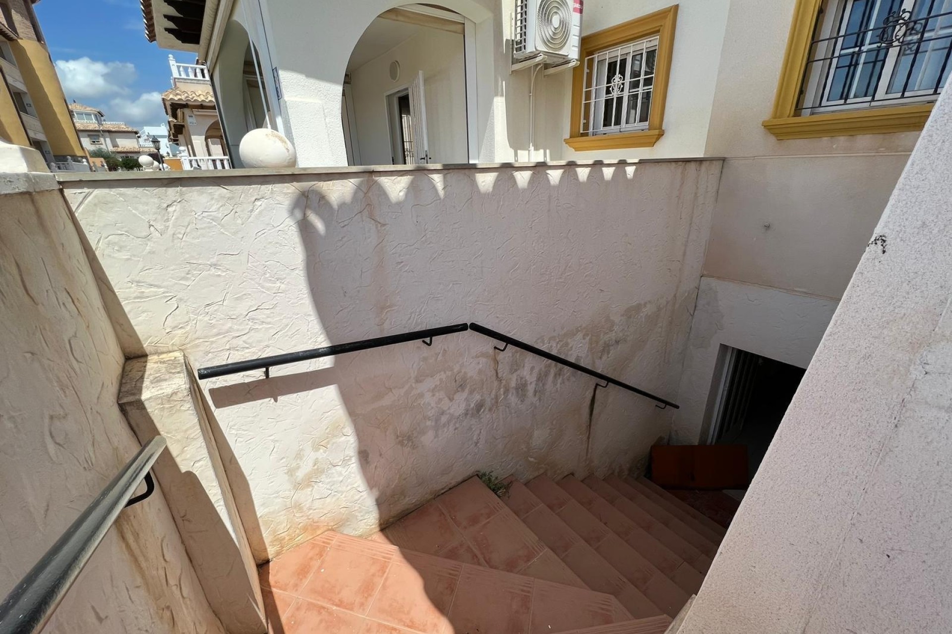 Resale - Semi Detached Villa -
Orihuela Costa - Montezenia