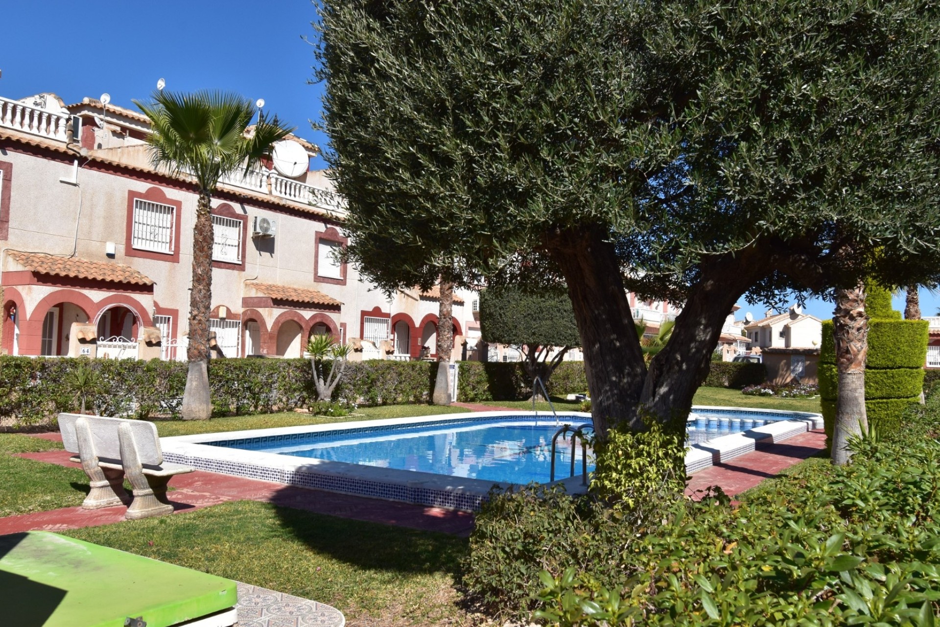 Resale - Semi Detached Villa -
Orihuela Costa - Playa Flamenca