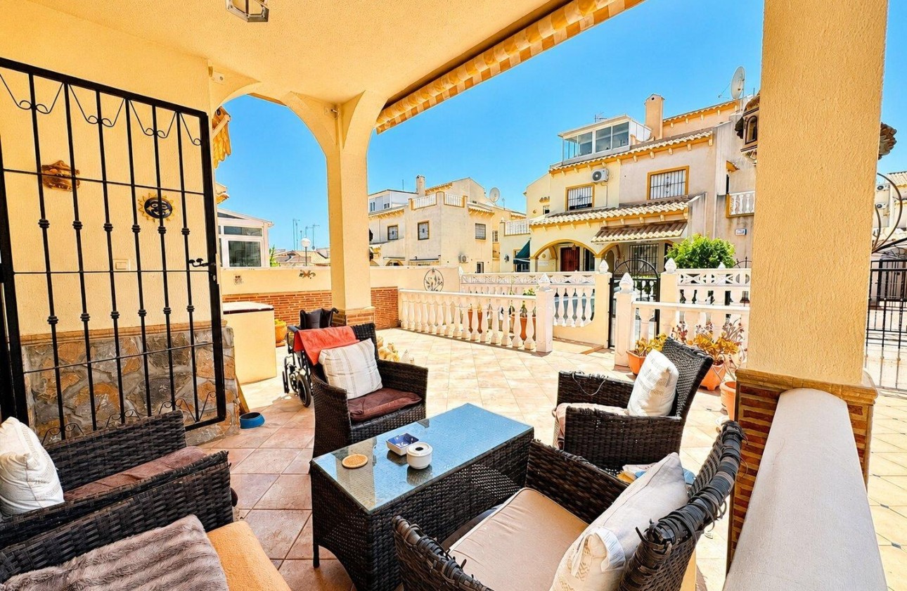 Resale - Semi Detached Villa -
Orihuela Costa - Playa Flamenca