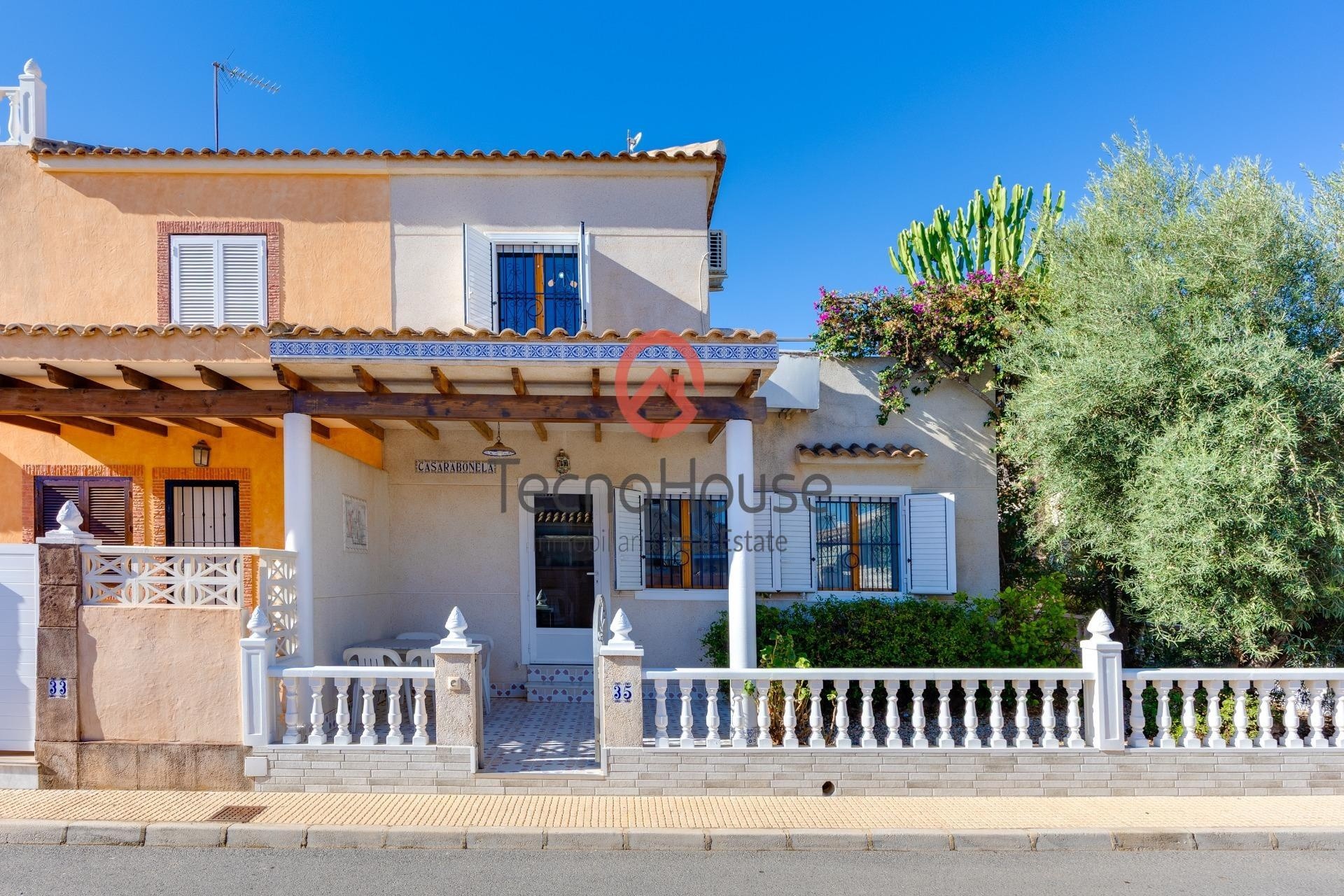 Resale - Semi Detached Villa -
Orihuela Costa - Playa Flamenca