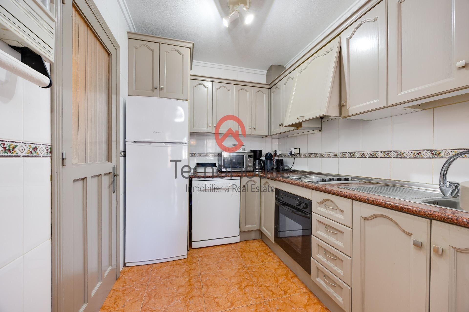 Resale - Semi Detached Villa -
Orihuela Costa - Playa Flamenca