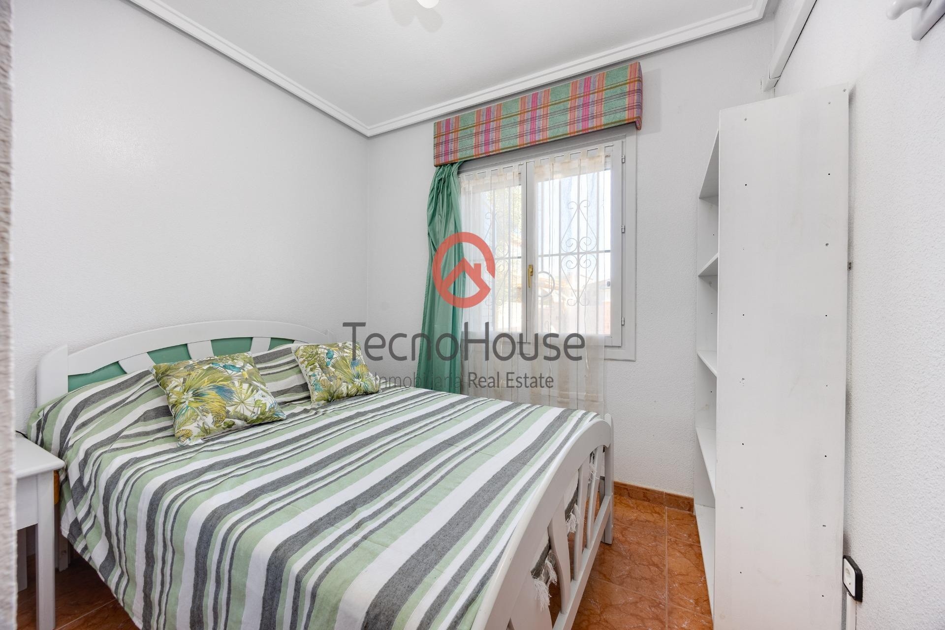 Resale - Semi Detached Villa -
Orihuela Costa - Playa Flamenca