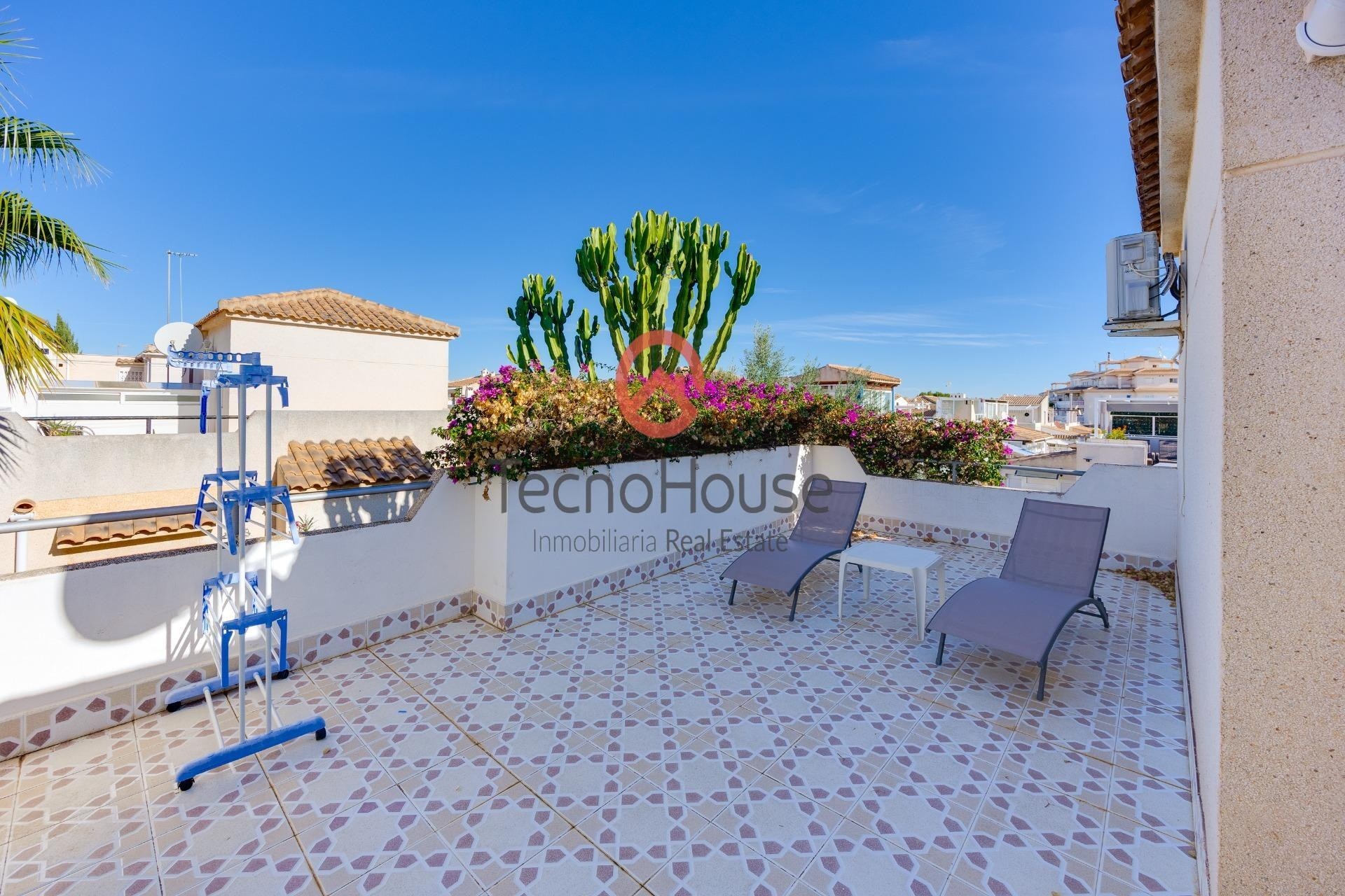 Resale - Semi Detached Villa -
Orihuela Costa - Playa Flamenca