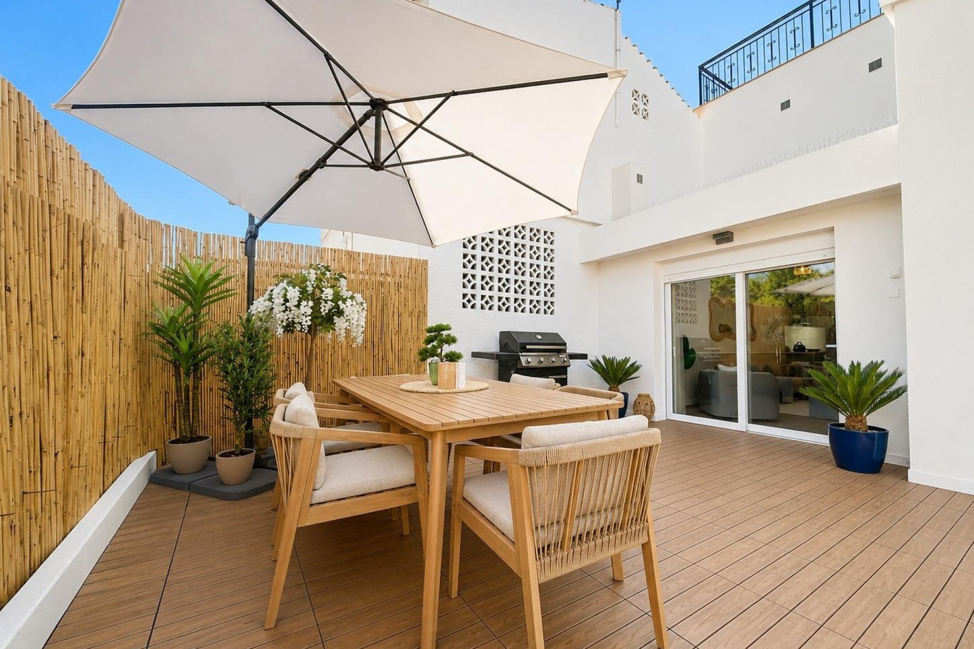 Resale - Semi Detached Villa -
Orihuela Costa - Punta Prima