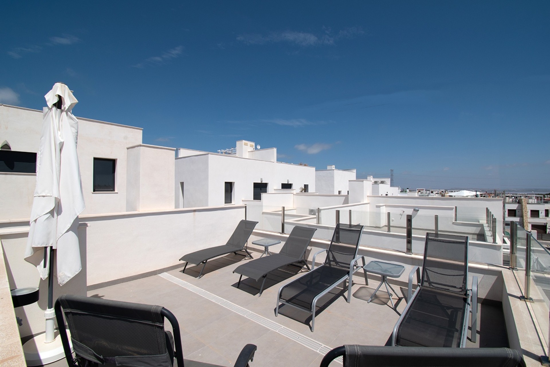 Resale - Semi Detached Villa -
Orihuela Costa - Villamartín