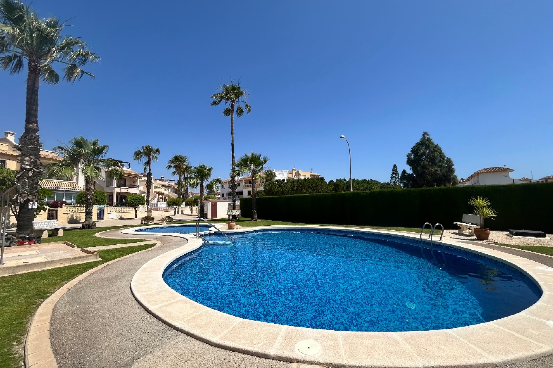 Resale - Semi Detached Villa -
Playa Flamenca - Jumilla