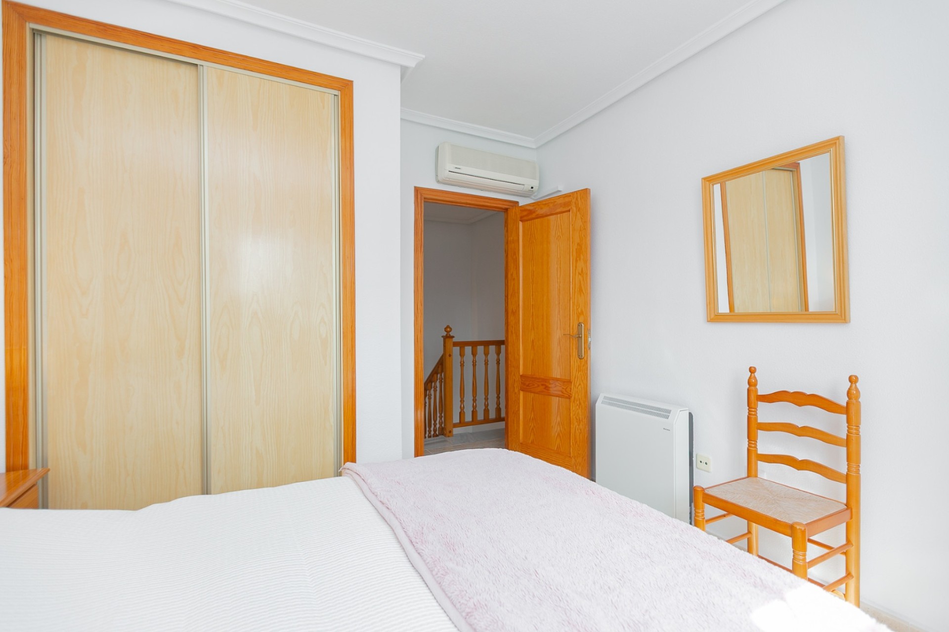 Resale - Semi Detached Villa -
Playa Flamenca - Zenia Mar
