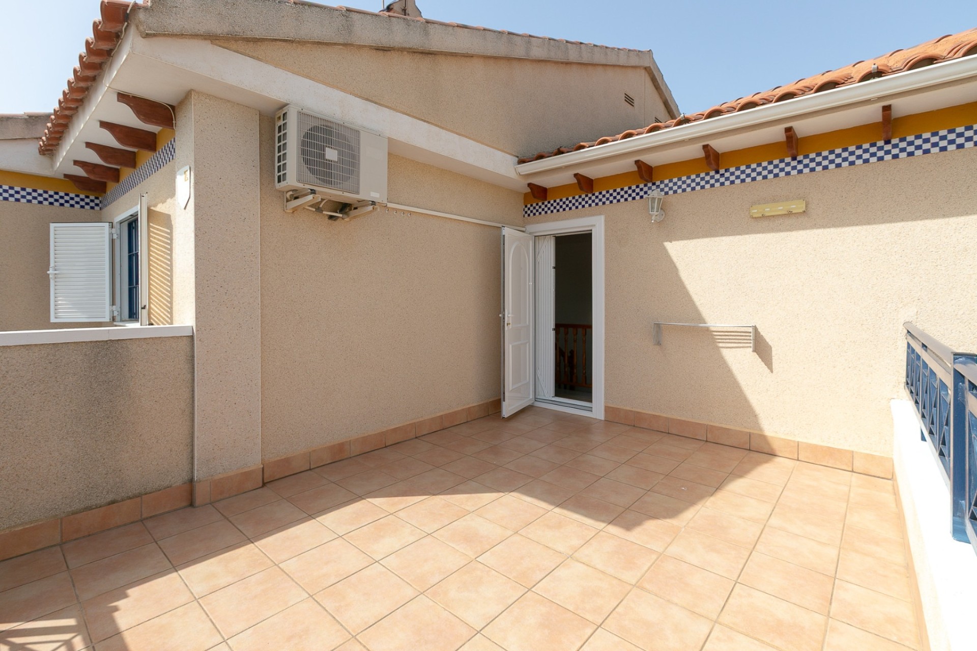 Resale - Semi Detached Villa -
Playa Flamenca - Zenia Mar