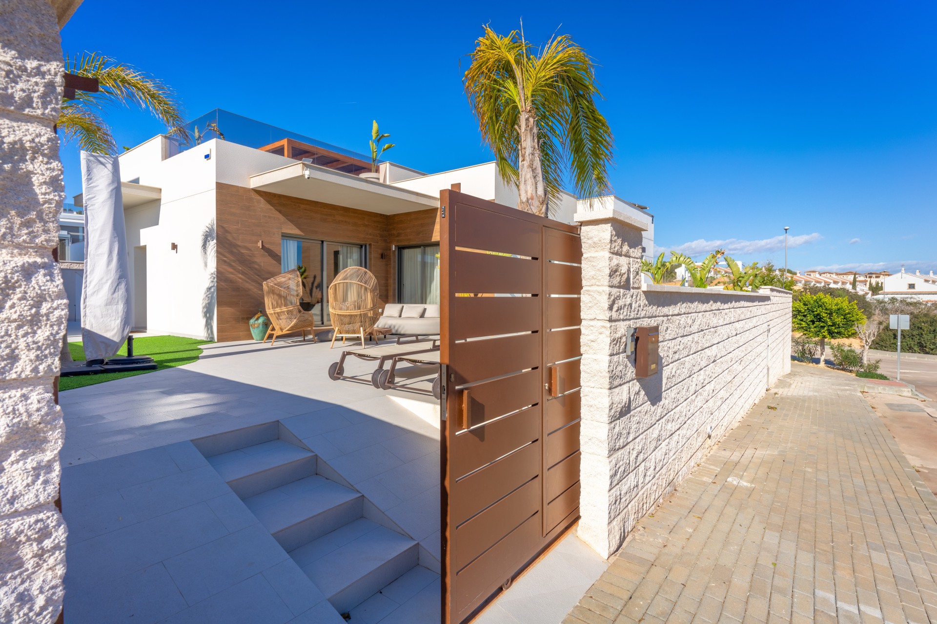Resale - Semi Detached Villa -
San Miguel de Salinas
