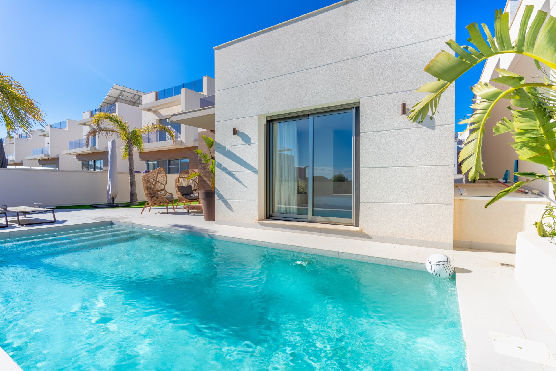 Resale - Semi Detached Villa -
San Miguel de Salinas