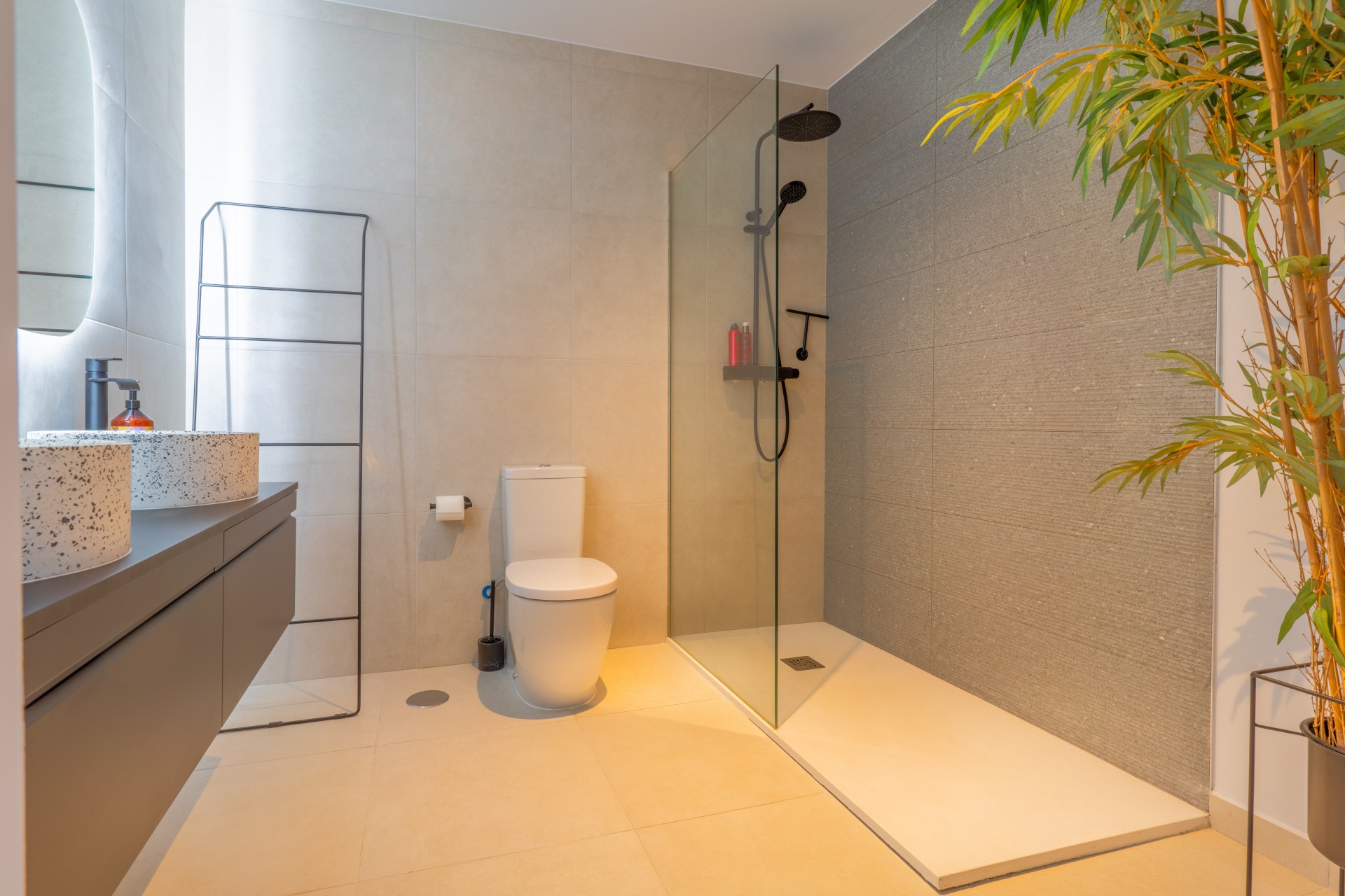 Resale - Semi Detached Villa -
San Miguel de Salinas