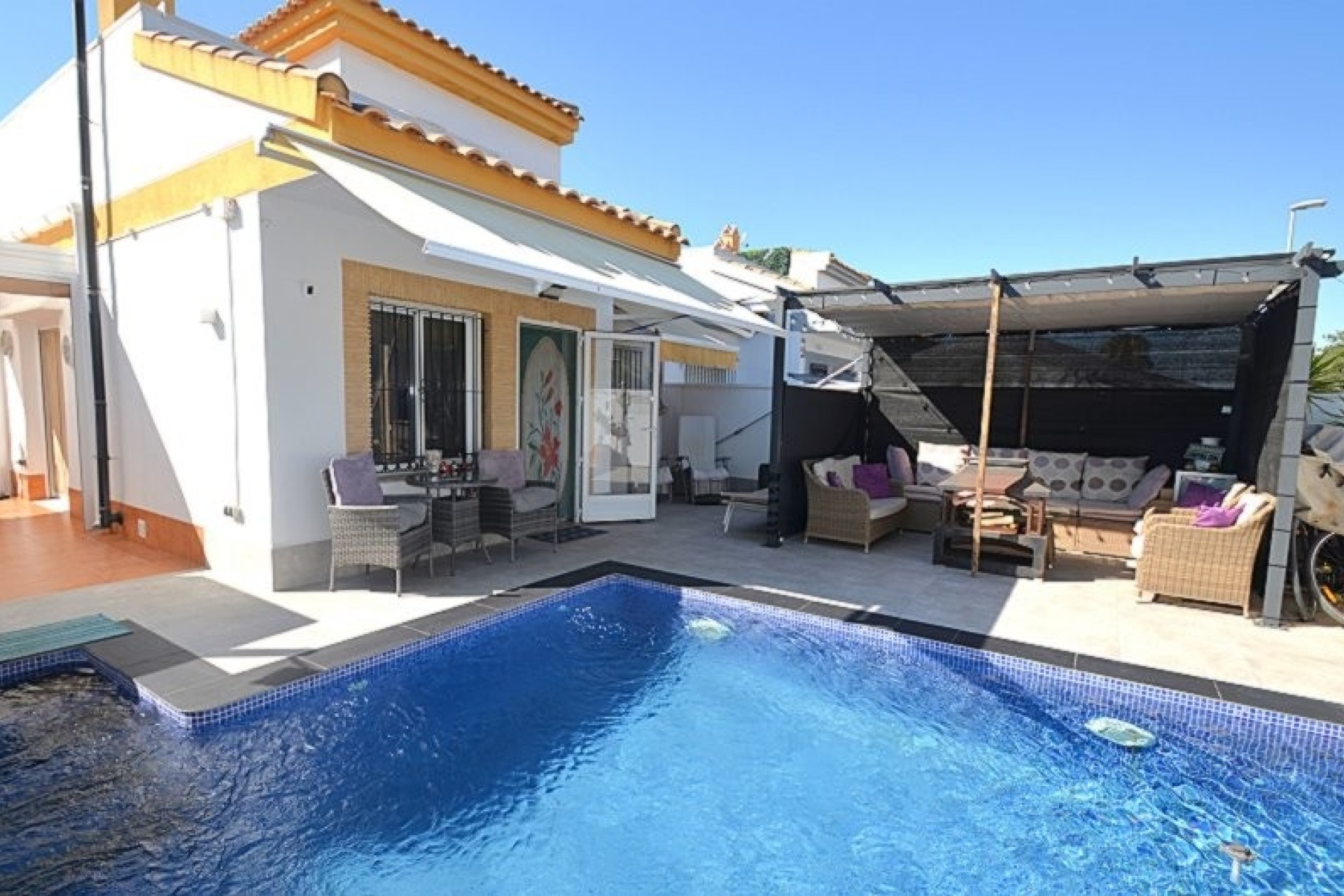 Resale - Semi Detached Villa -
Sucina - Inland