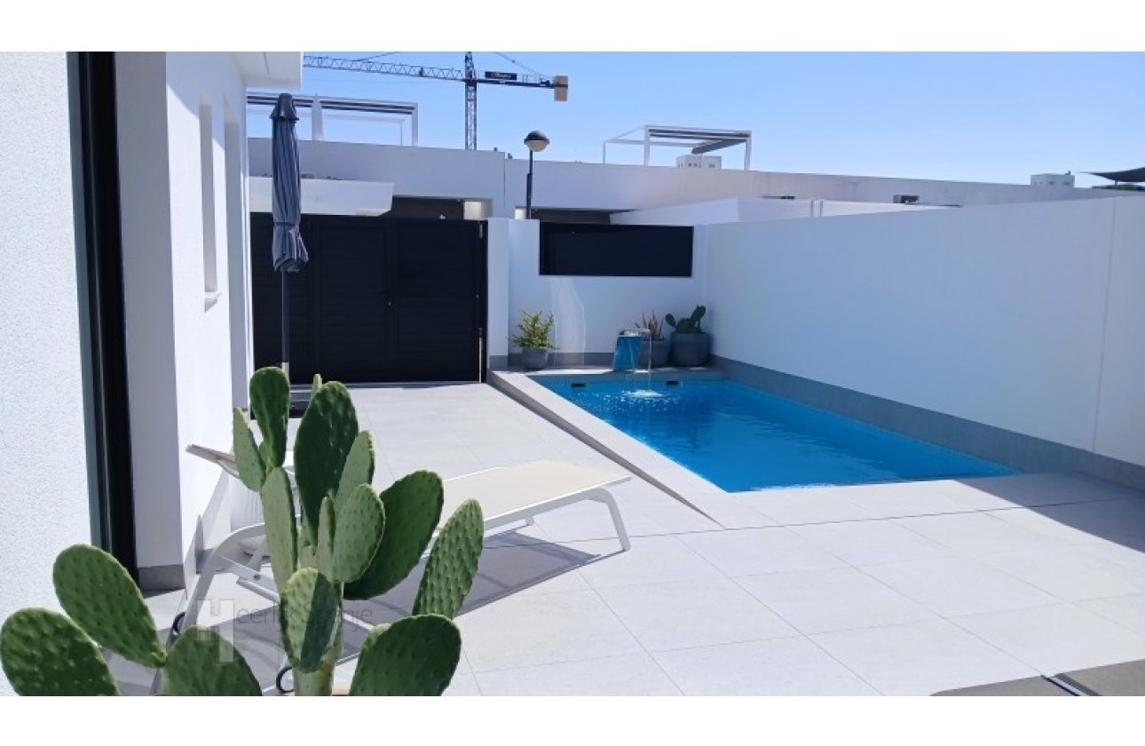 Resale - Semi Detached Villa -
Torre Pacheco - Roldán