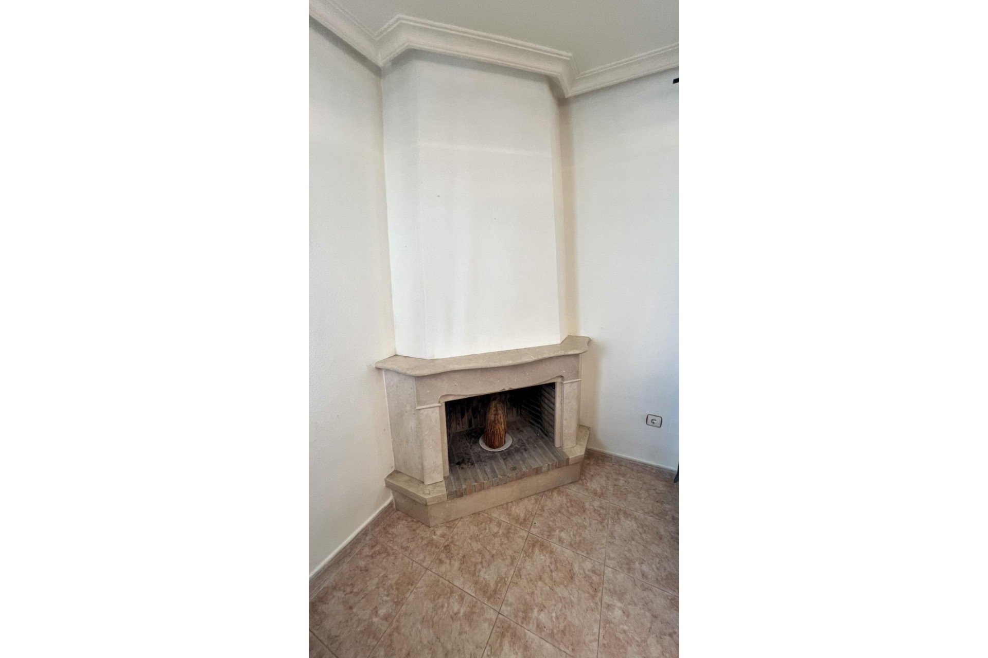Resale - Semi Detached Villa -
Torrevieja - Aguas Nuevas