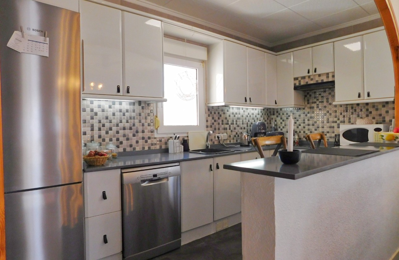 Resale - Semi Detached Villa -
Torrevieja - San Luis