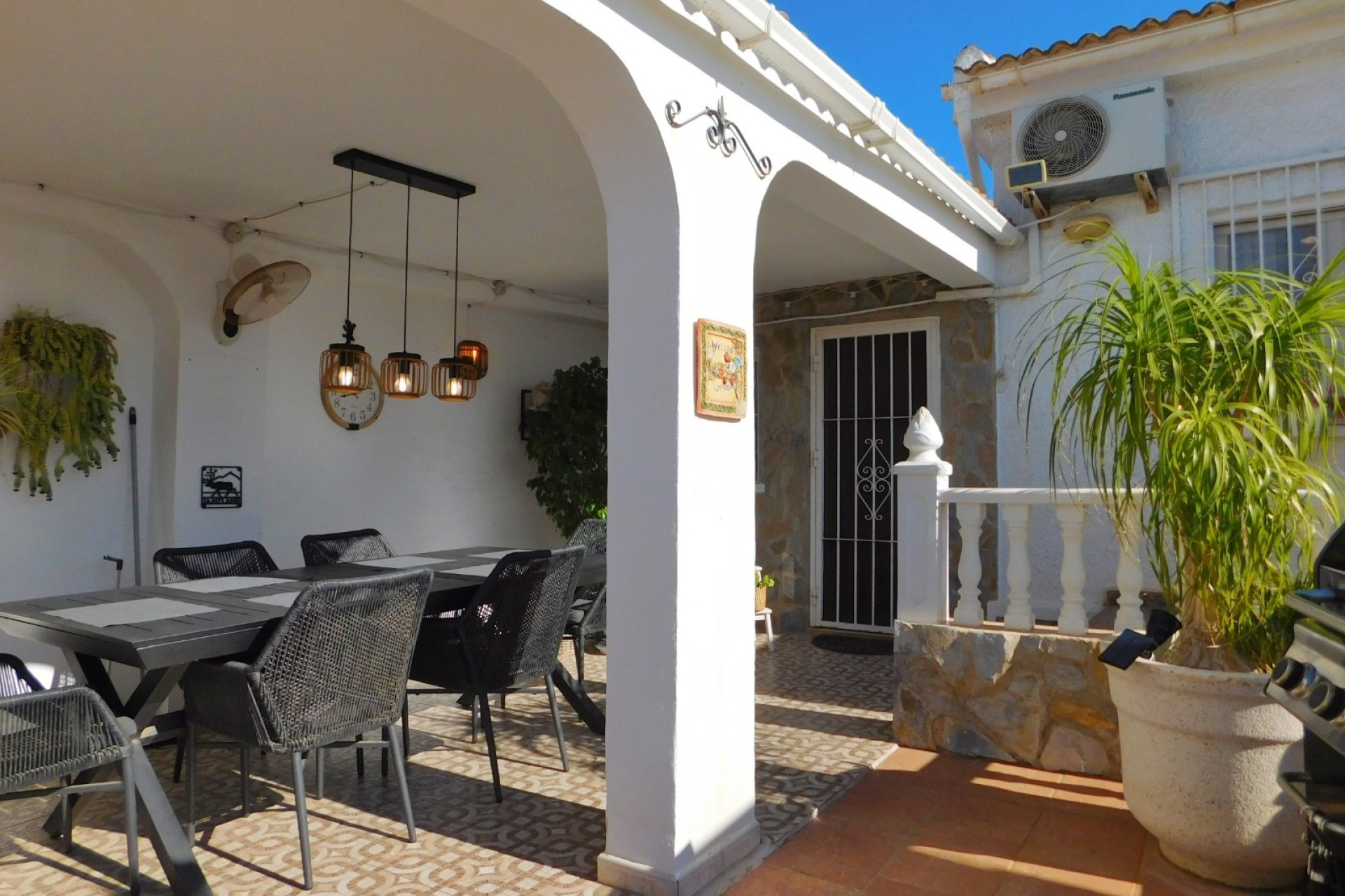 Resale - Semi Detached Villa -
Torrevieja - San Luis