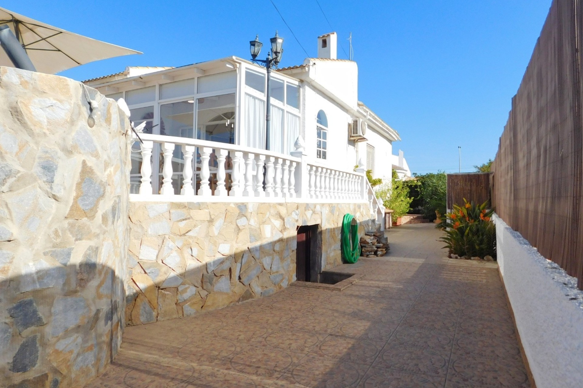 Resale - Semi Detached Villa -
Torrevieja - San Luis