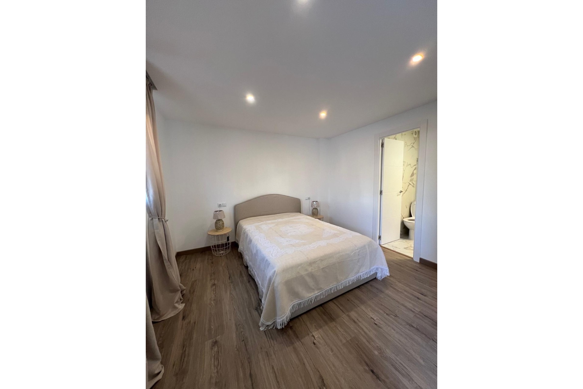 Resale - Semi Detached Villa -
Torrevieja - Torreblanca