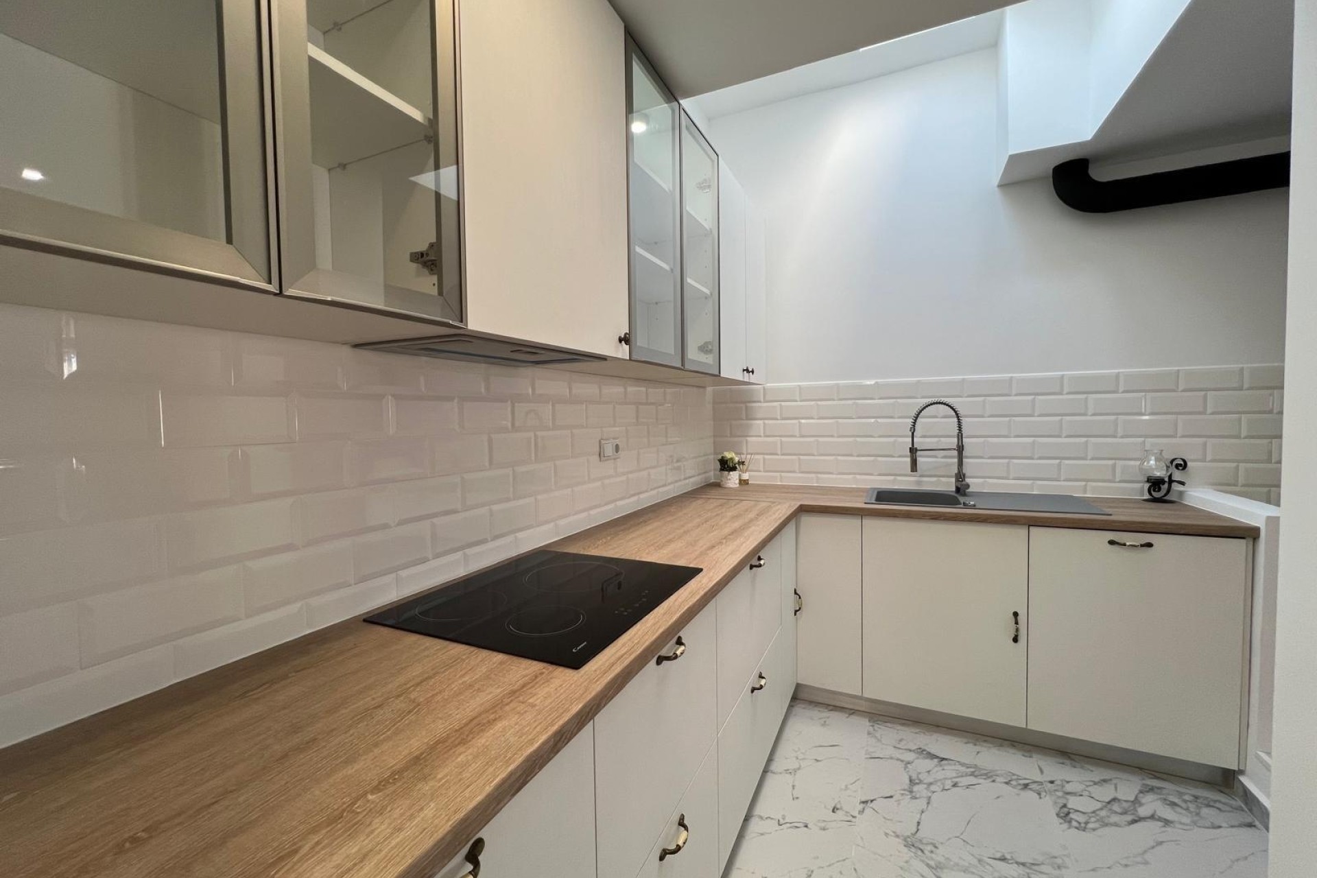 Resale - Semi Detached Villa -
Torrevieja - Torreblanca