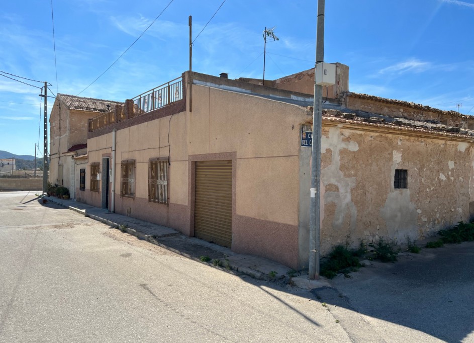 Resale - Stadthaus -
Abanilla - MACISVENDA