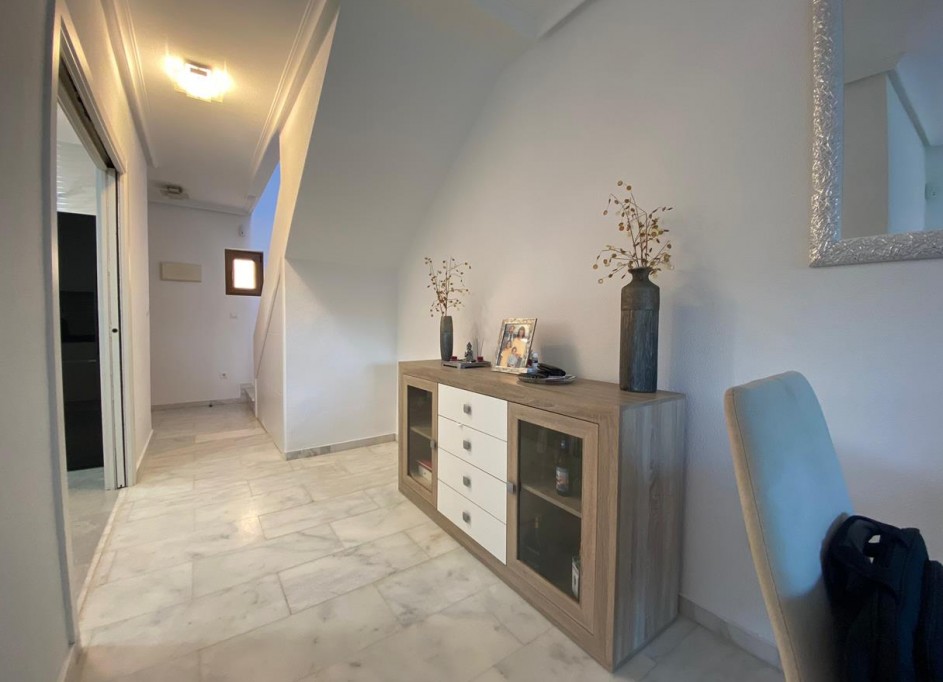 Resale - Stadthaus -
Algorfa - Algorfa (La Finca Golf)