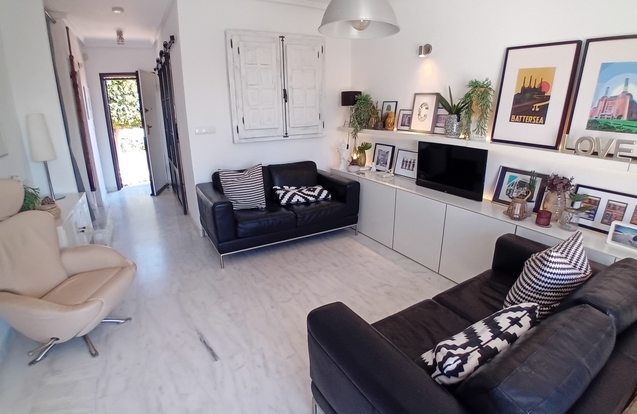 Resale - Stadthaus -
Algorfa - La Finca Golf