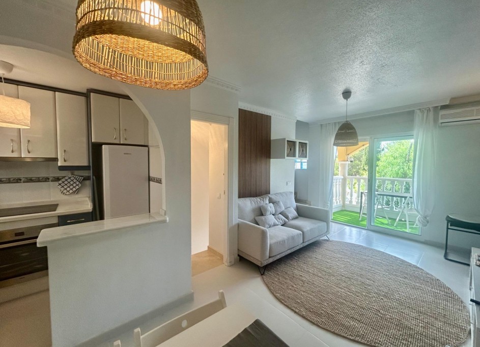 Resale - Stadthaus -
Algorfa - Montemar