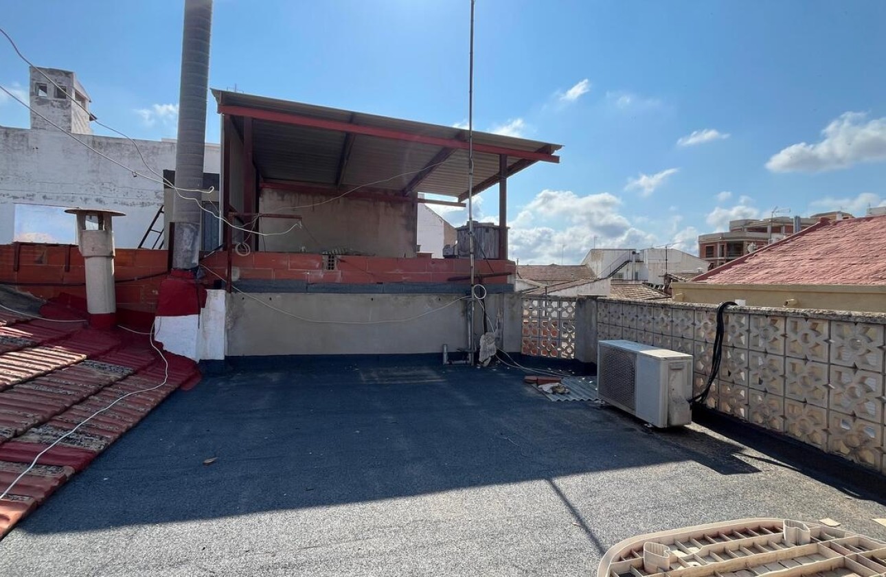 Resale - Stadthaus -
Algorfa