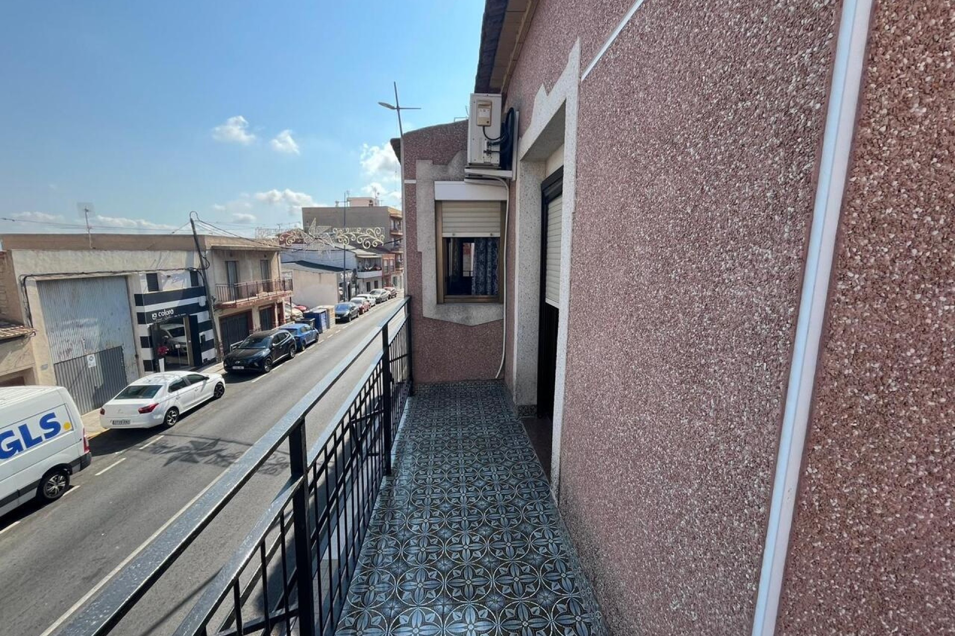 Resale - Stadthaus -
Algorfa