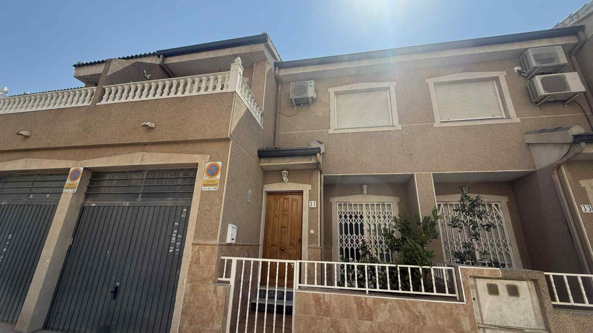 Resale - Stadthaus -
Almoradí