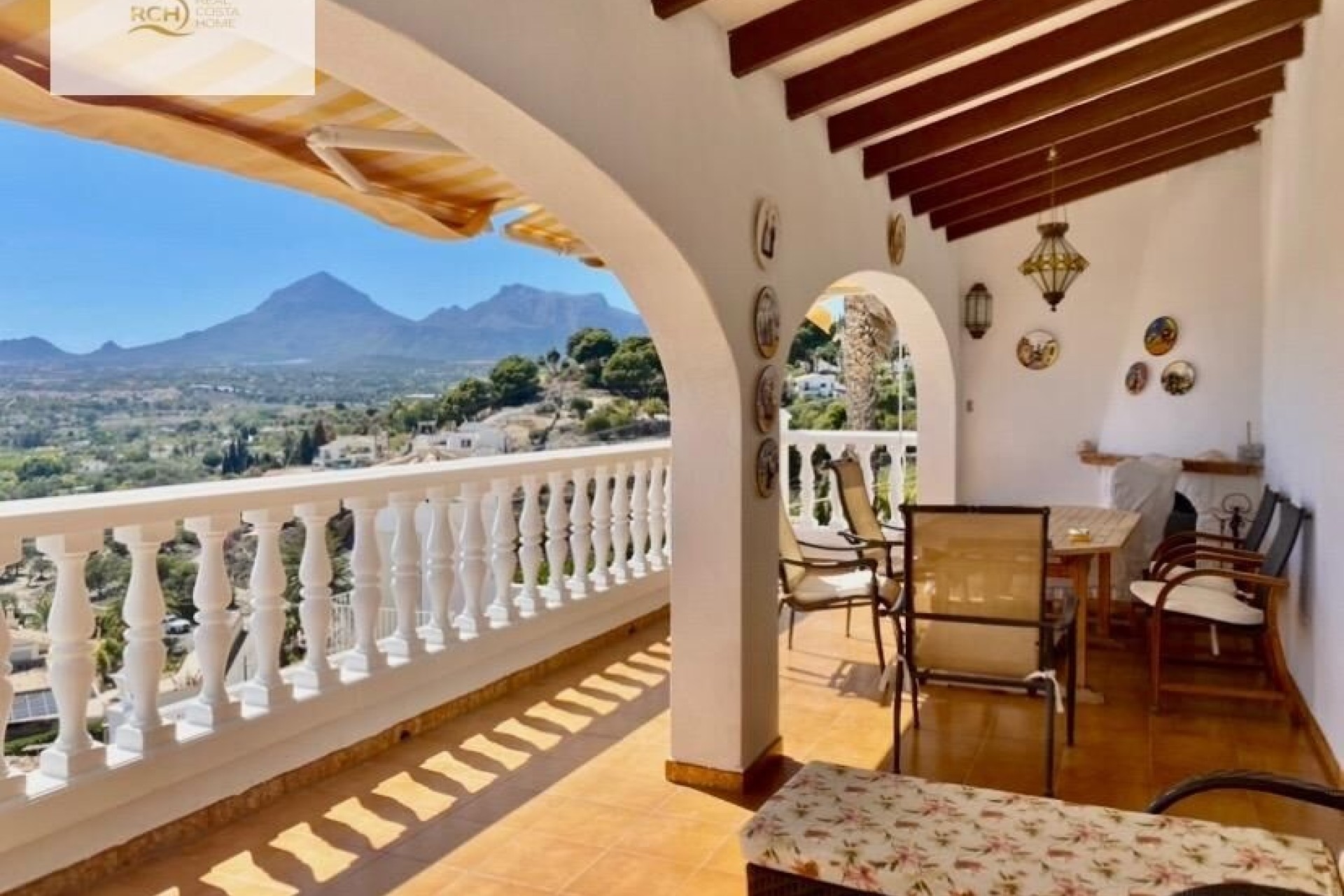 Resale - Stadthaus -
Altea - Palau Cuesta Narices