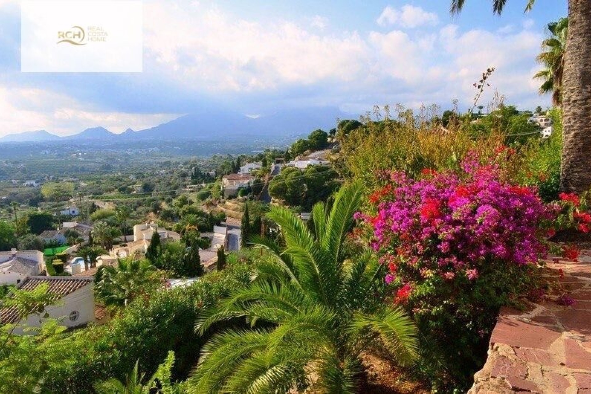 Resale - Stadthaus -
Altea - Palau Cuesta Narices