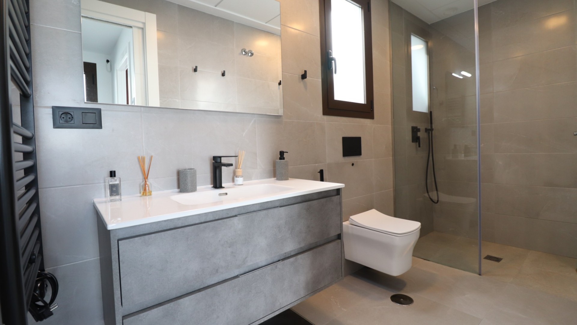 Resale - Stadthaus -
Benijofar - Benijofar - Village