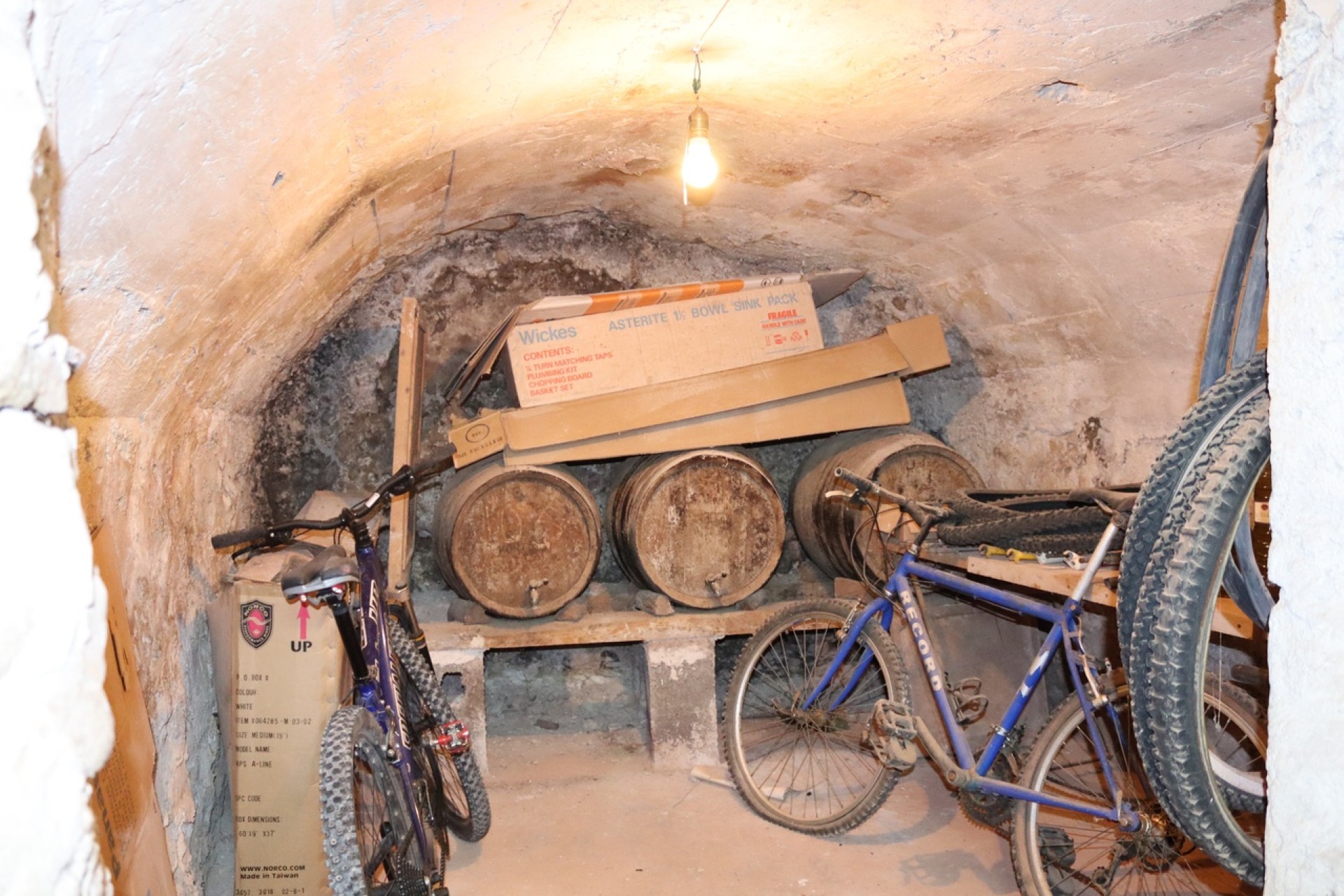 Resale - Stadthaus -
Castell de Castells - Inland