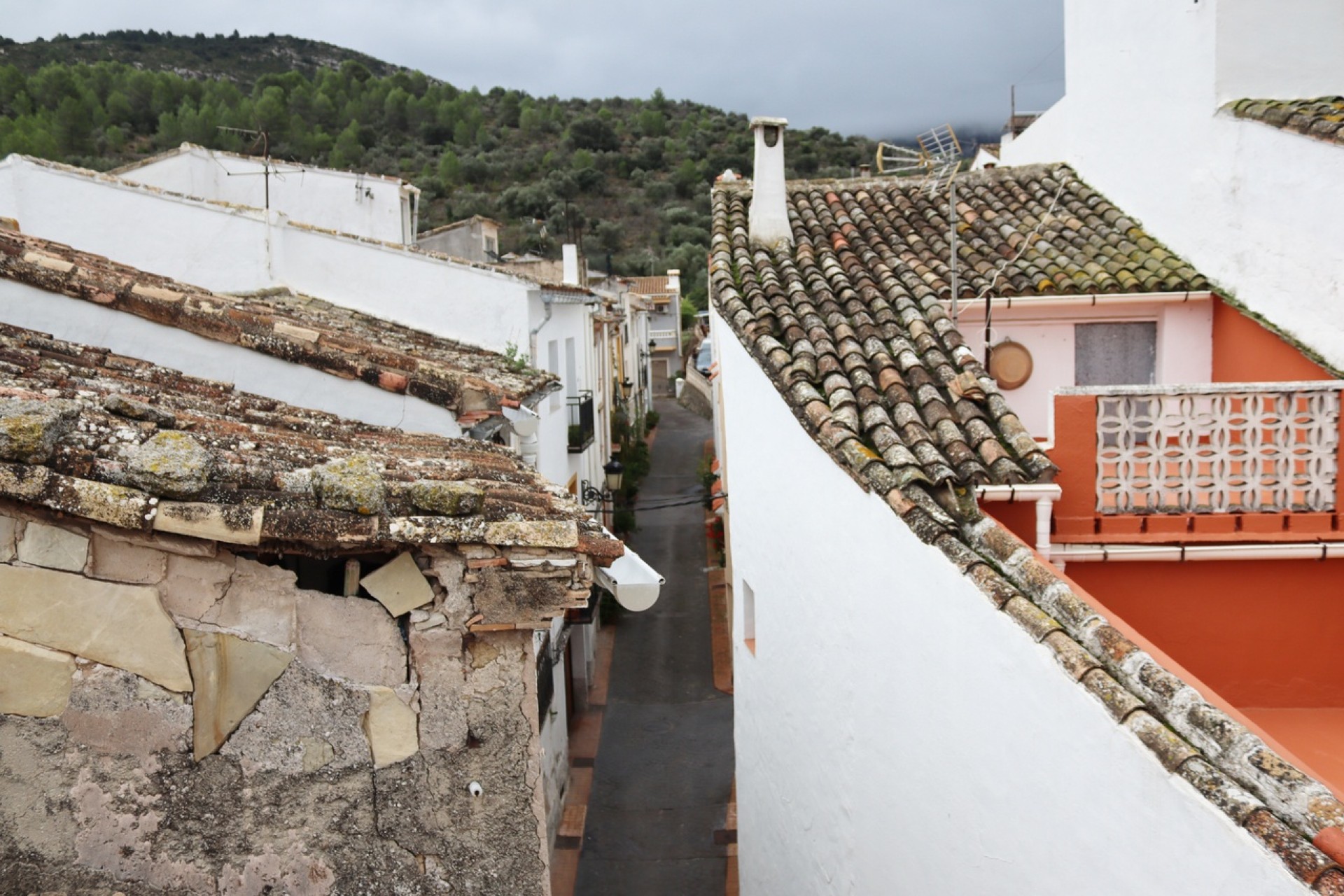 Resale - Stadthaus -
Castell de Castells - Inland