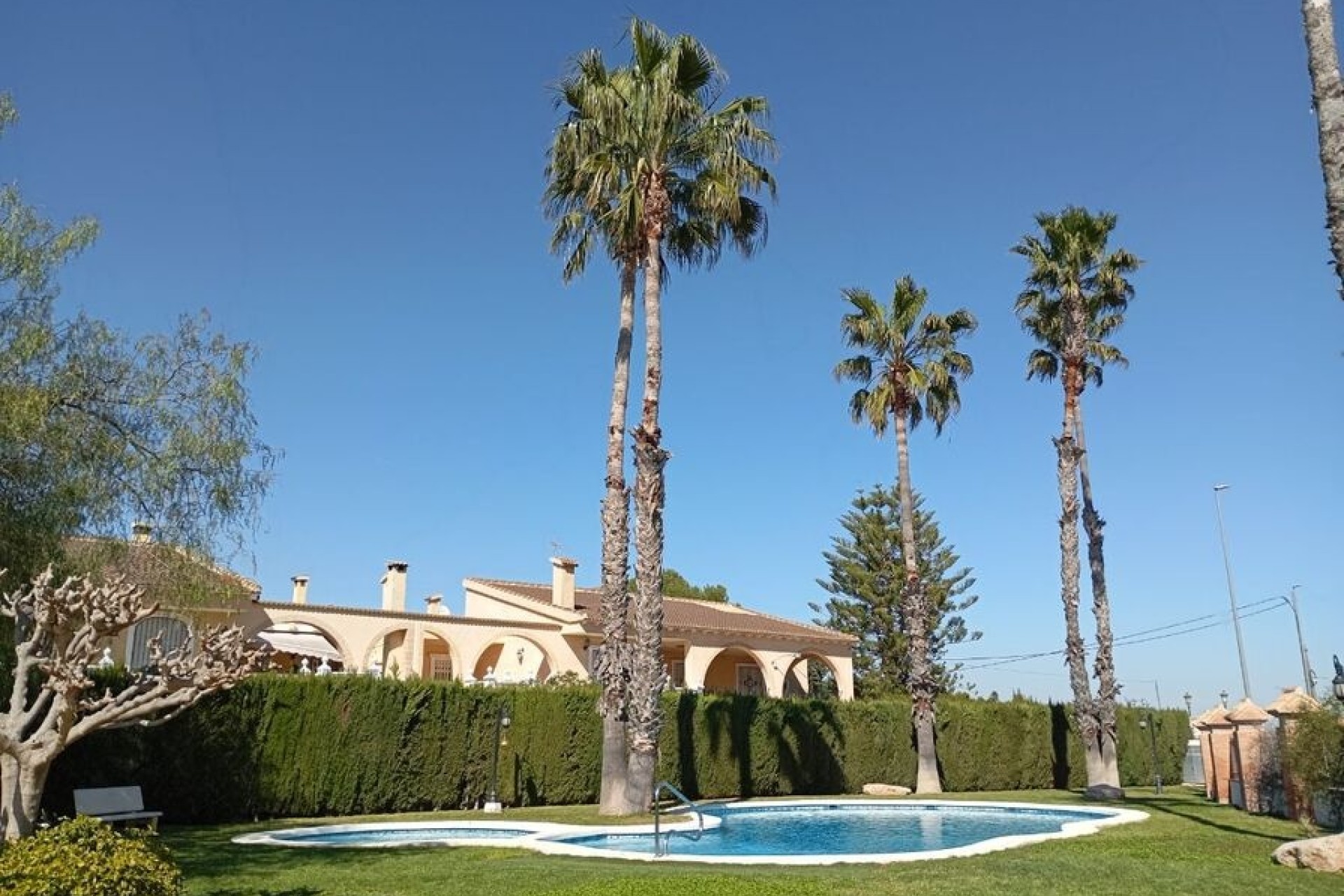 Resale - Stadthaus -
Catral - Costa Blanca