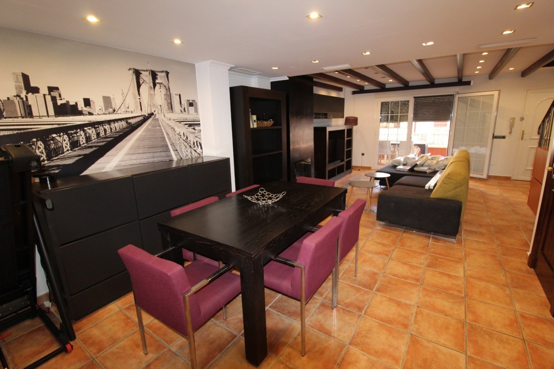 Resale - Stadthaus -
Catral - pueblo