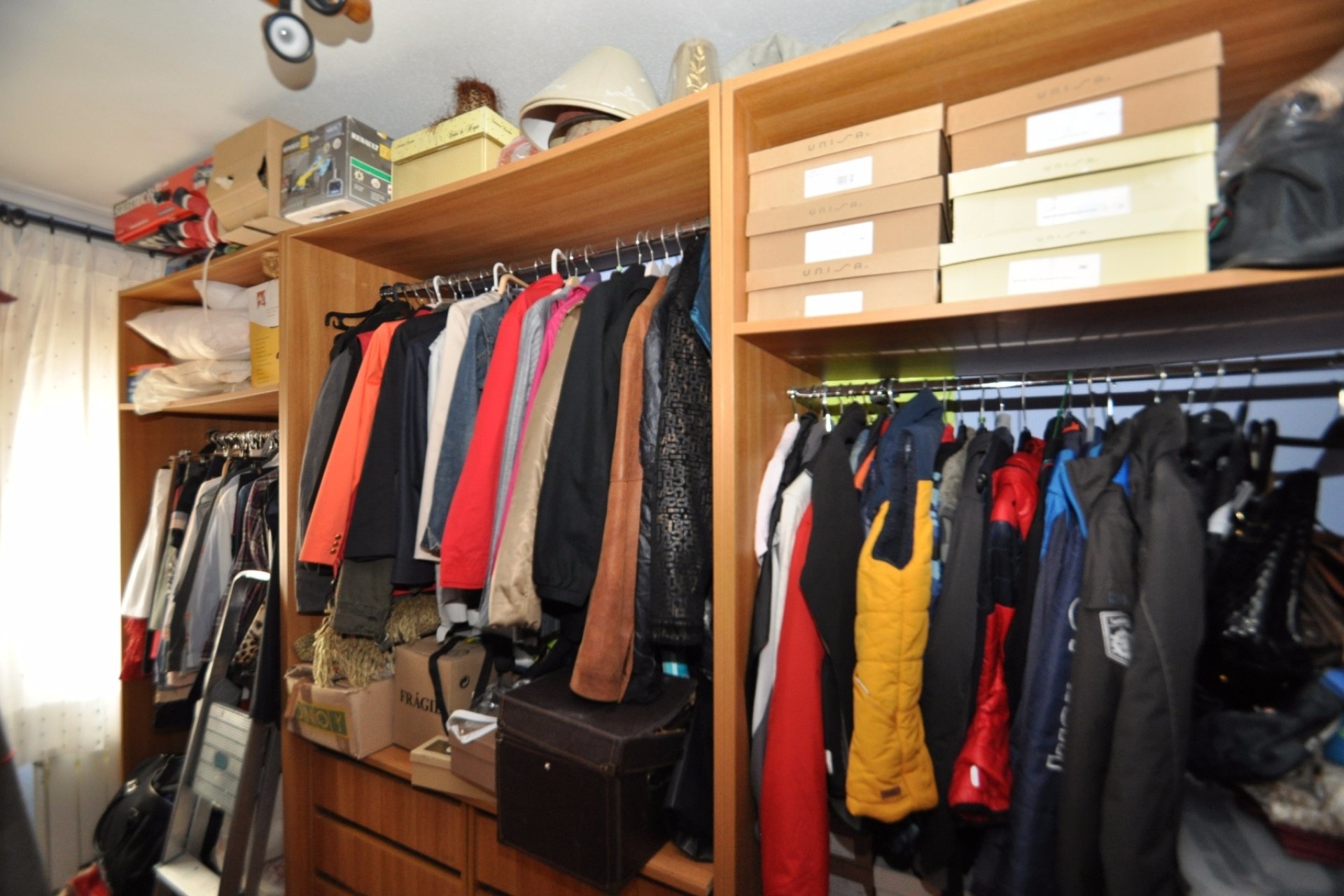 Resale - Stadthaus -
Chinorlet - Inland