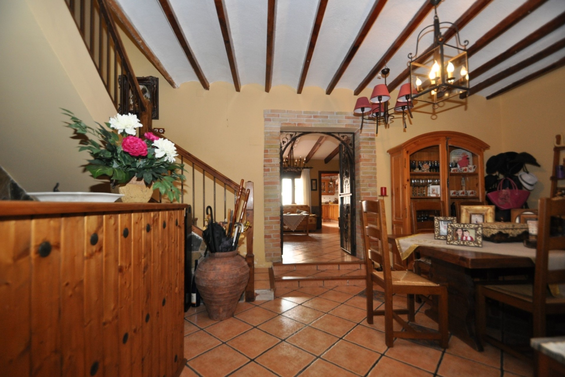 Resale - Stadthaus -
Chinorlet - Inland