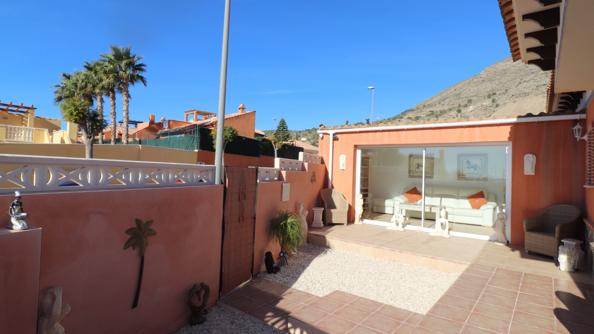 Resale - Stadthaus -
Fortuna - LAS KALENDAS