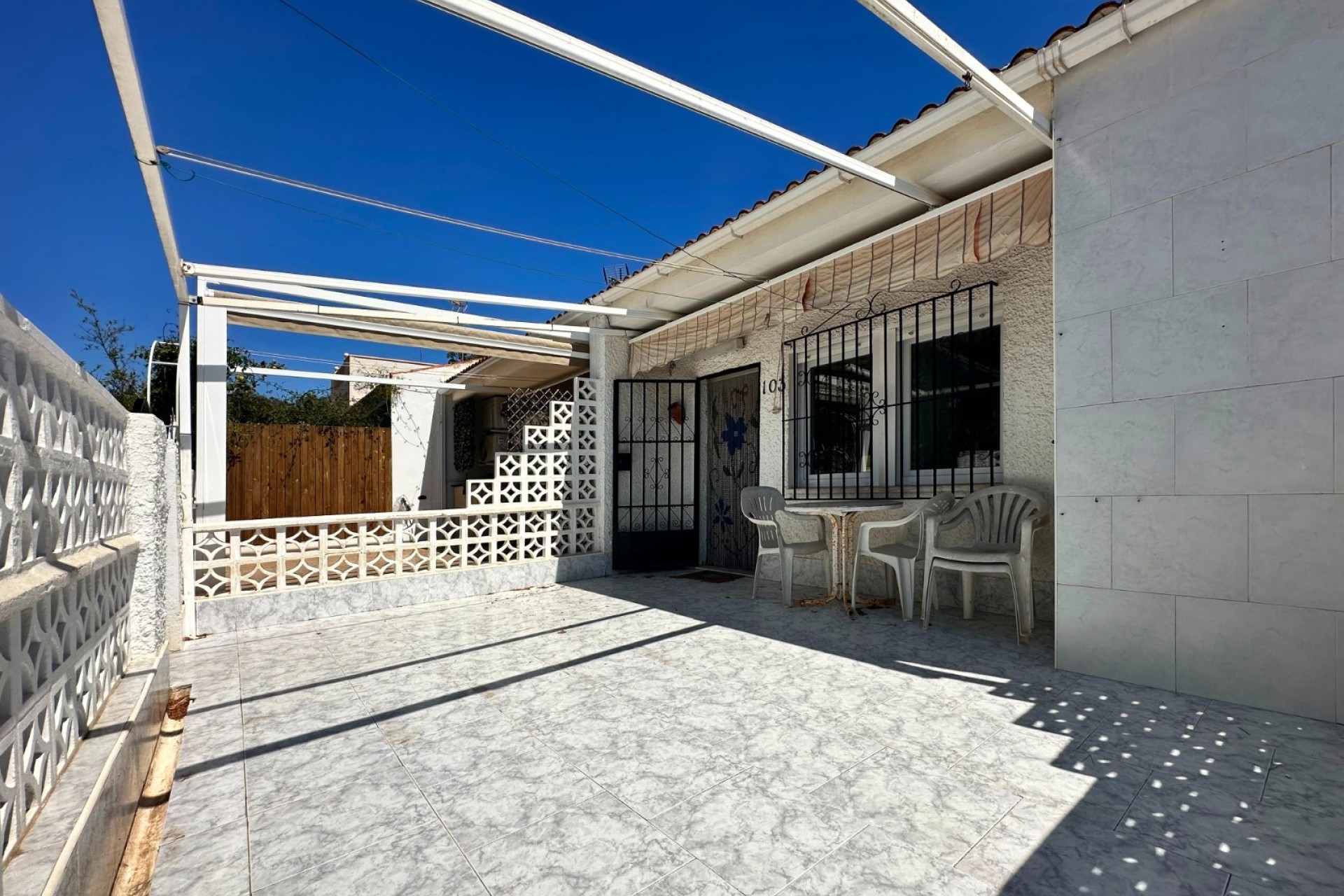 Resale - Stadthaus -
Guardamar del Segura - Costa Blanca