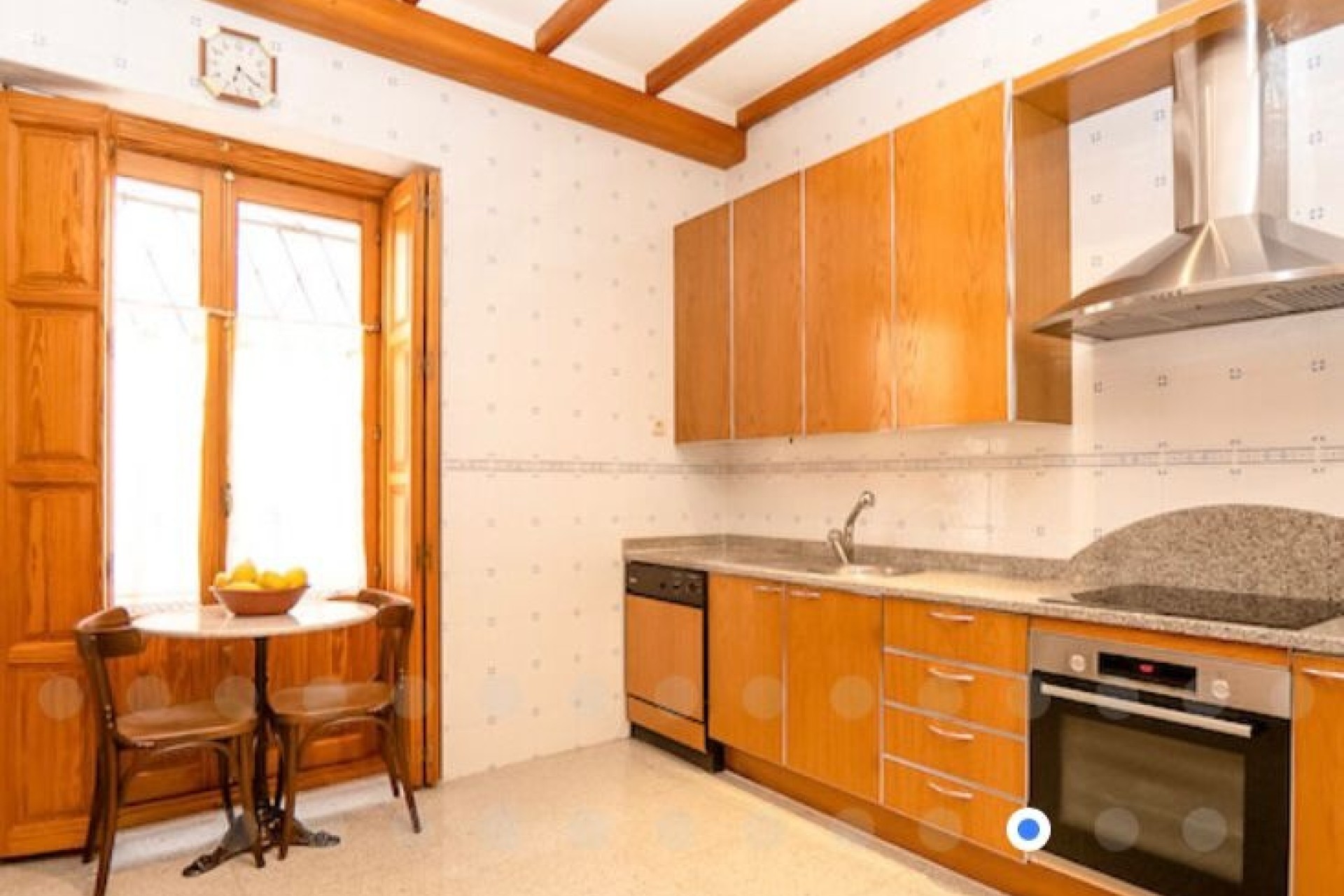 Resale - Stadthaus -
Jumilla - Inland
